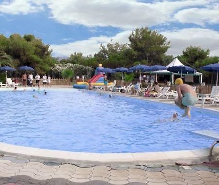 Vela Club Hotel & Appartamenti 로디가르가니코 외부 사진