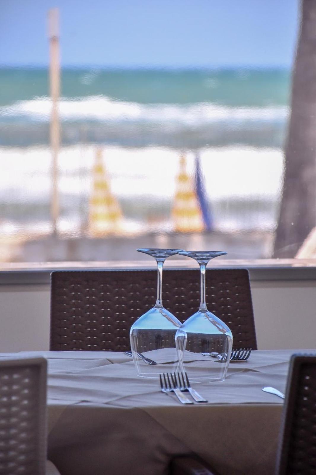 Vela Club Hotel & Appartamenti 로디가르가니코 외부 사진