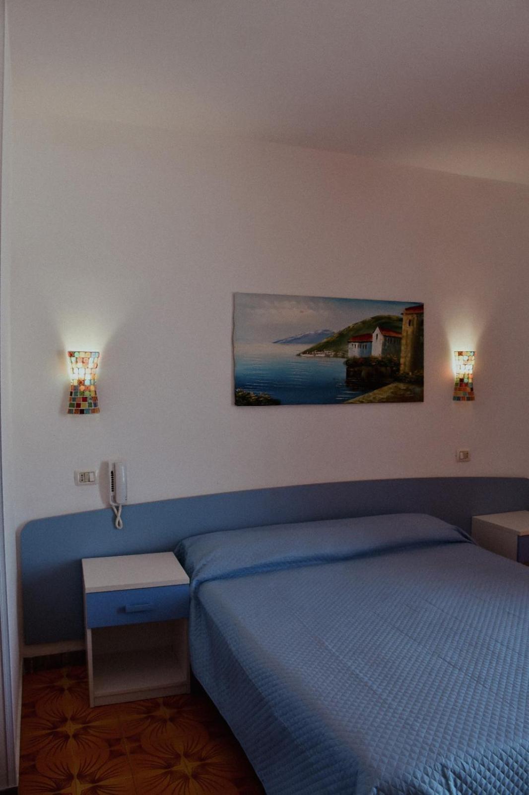 Vela Club Hotel & Appartamenti 로디가르가니코 외부 사진